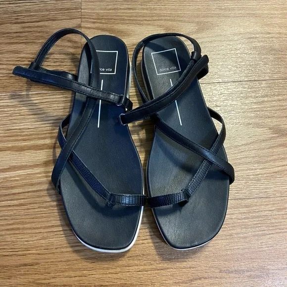 Dolce Vita Platform Sandal - Picture 5 of 10